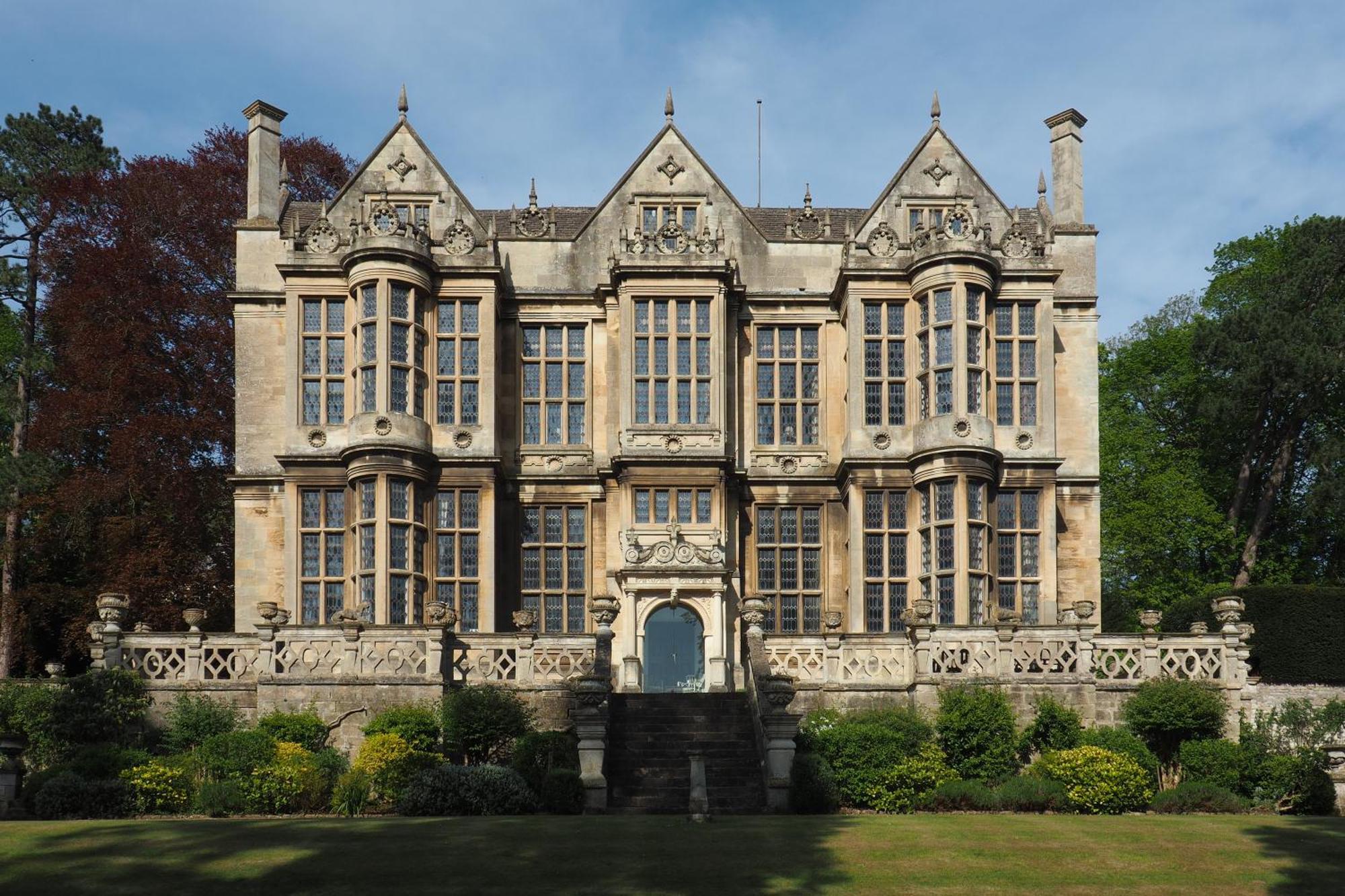 The Hall - Historic Grade I-Listed Jacobean Mansion Брадфорд на Аэвен Экстерьер фото