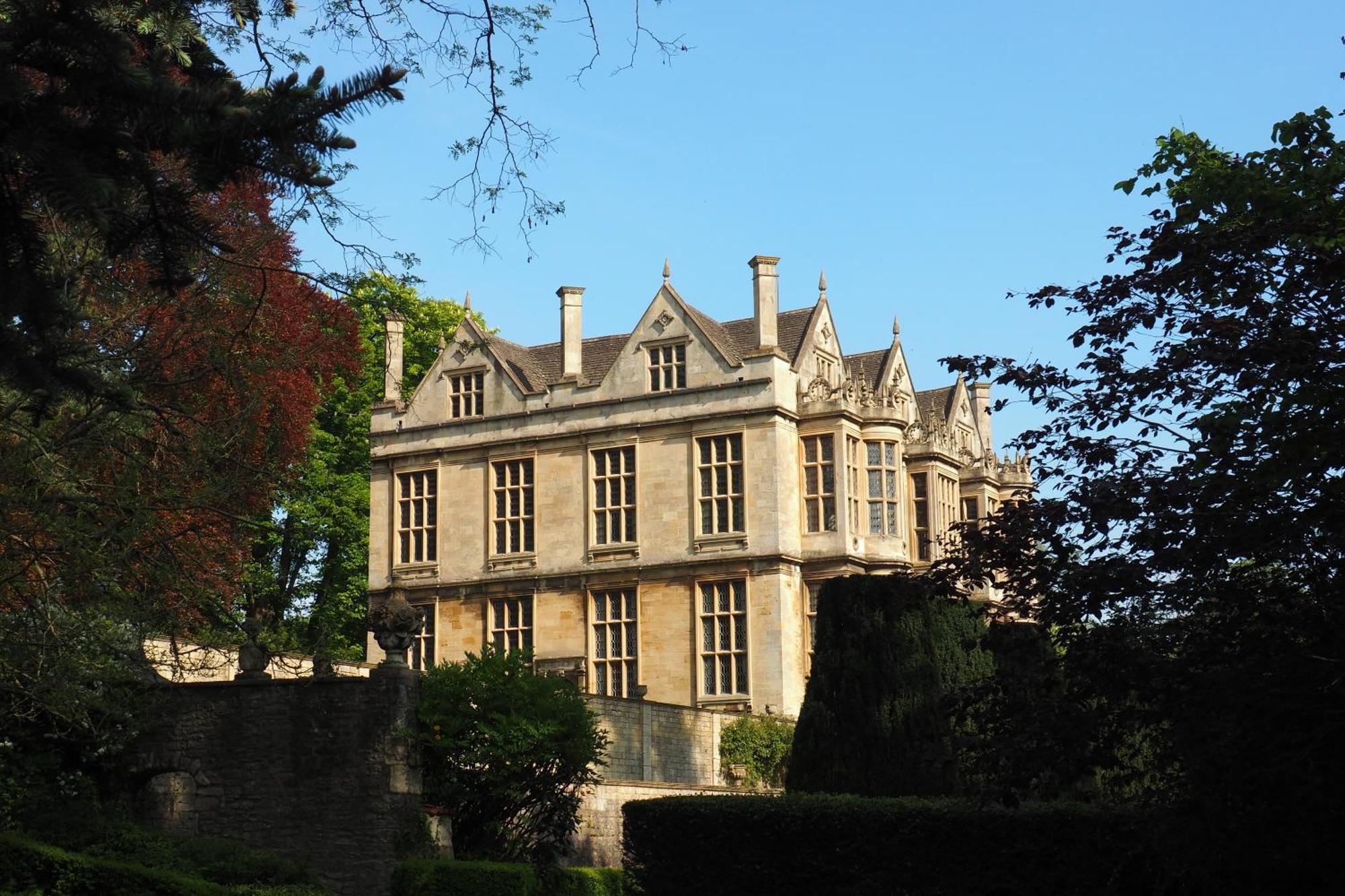The Hall - Historic Grade I-Listed Jacobean Mansion Брадфорд на Аэвен Экстерьер фото